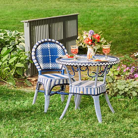 Boathouse Outdoor Cafe Table