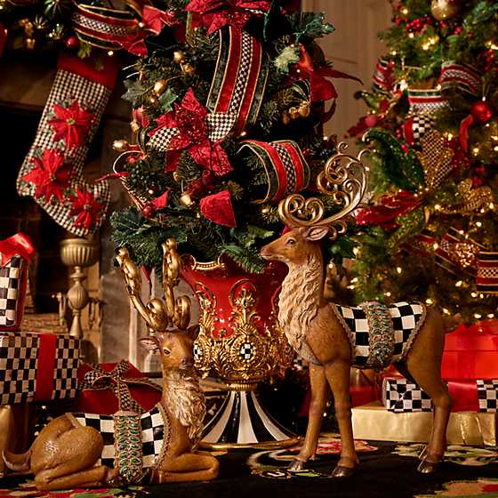 Christmas Magic Deer - Resting