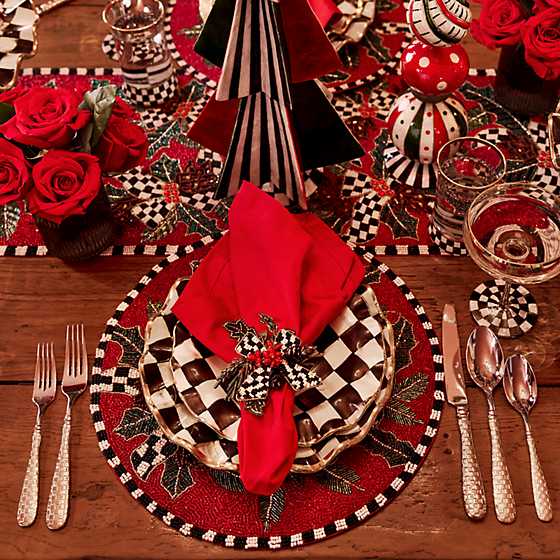 Holly Holiday Beaded Runner