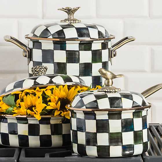 Courtly Check Enamel 2.5 Qt. Saucepan