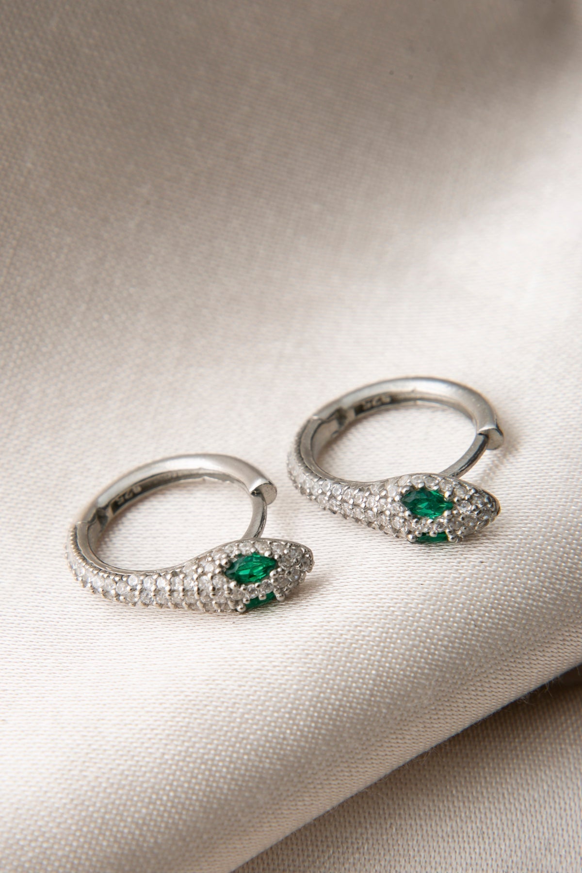 Women's Green Stone Detailed Snake Model 925 Sterling Silver Earrings