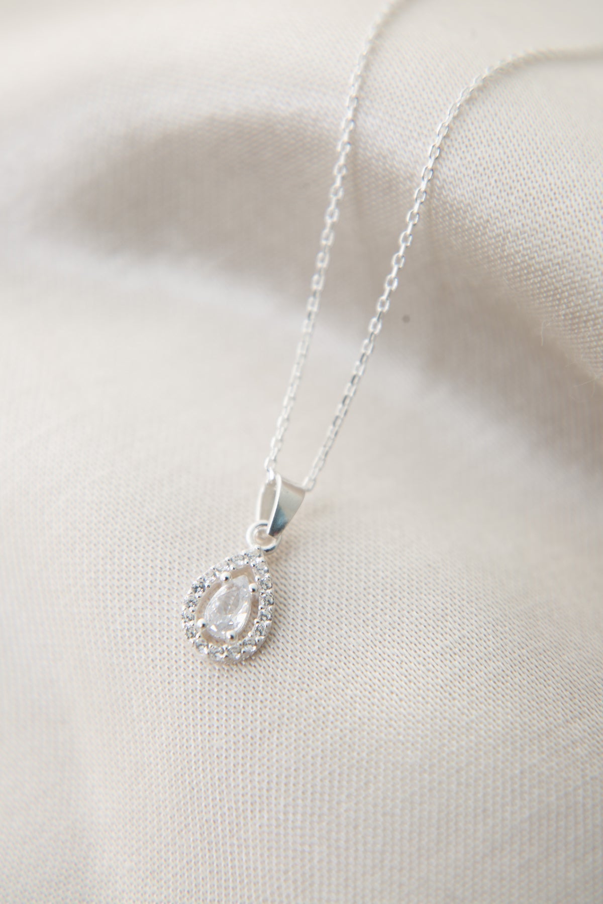 Women's Water Drop Model 925 Sterling Silver Necklace