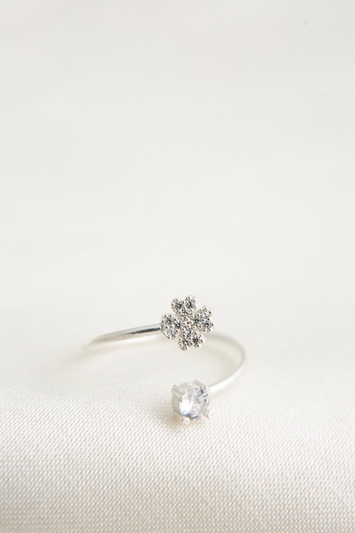 Women's 925 Sterling Silver Clover Detail Ring