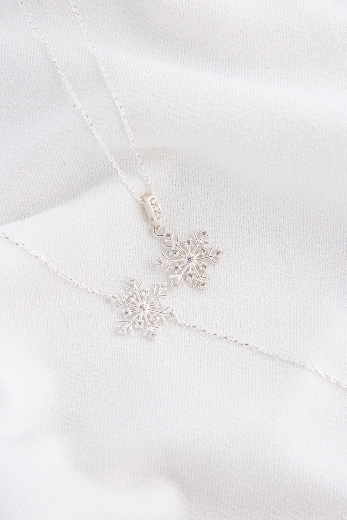 Women's 925 Sterling Silver Snowflake Pendant Necklace and Earrings Set