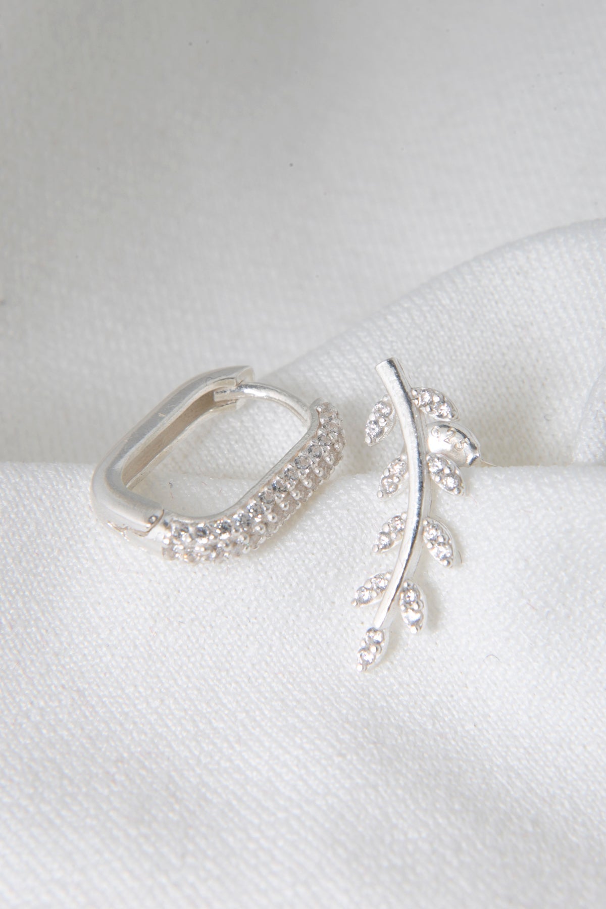 Women's 925 Sterling Silver Earrings Set with Leaf and Rectangle Design