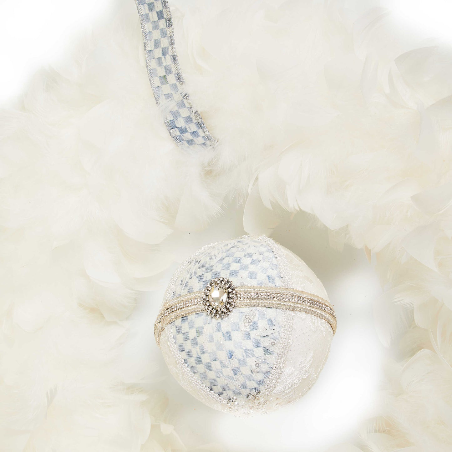 Crystal Palace 19" Feather Wreath