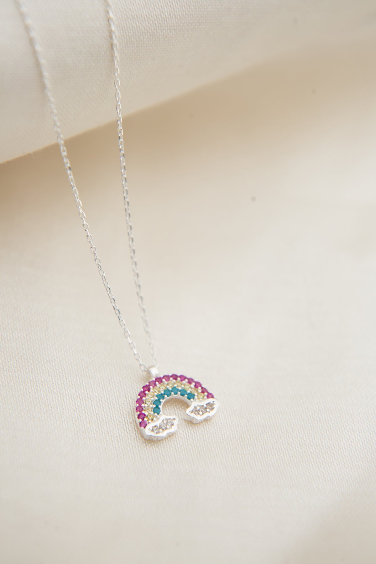 Women's Cloud-Detailed Rainbow Design 925 Sterling Silver Necklace