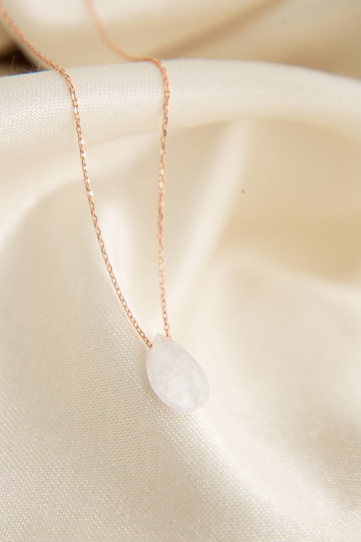 Women's 925 Sterling Silver Faceted Teardrop Pendant Necklace