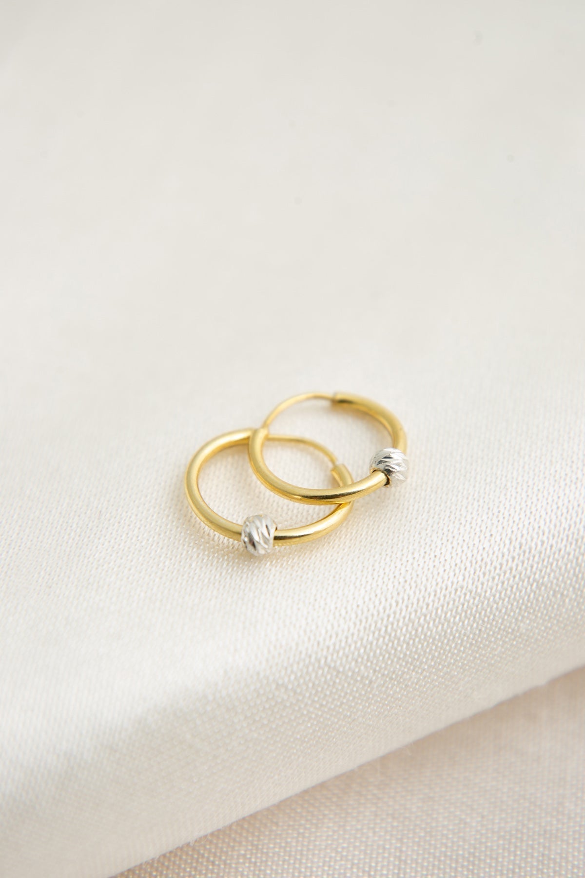 Women's Doric Detail Hoop Earrings in 925 Sterling Silver
