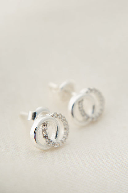 Women's Interlocking Hoop Design 925 Sterling Silver Earrings