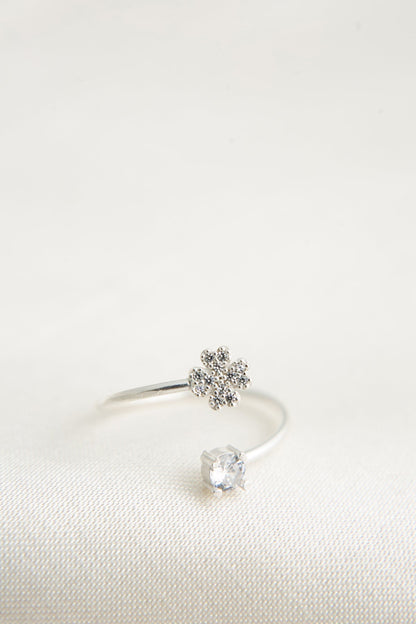 Women's 925 Sterling Silver Clover Detail Ring