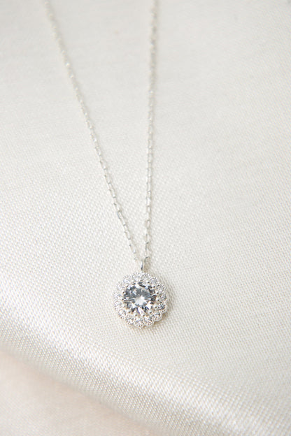 Women's 925 Sterling Silver Single Stone Pendant Necklace