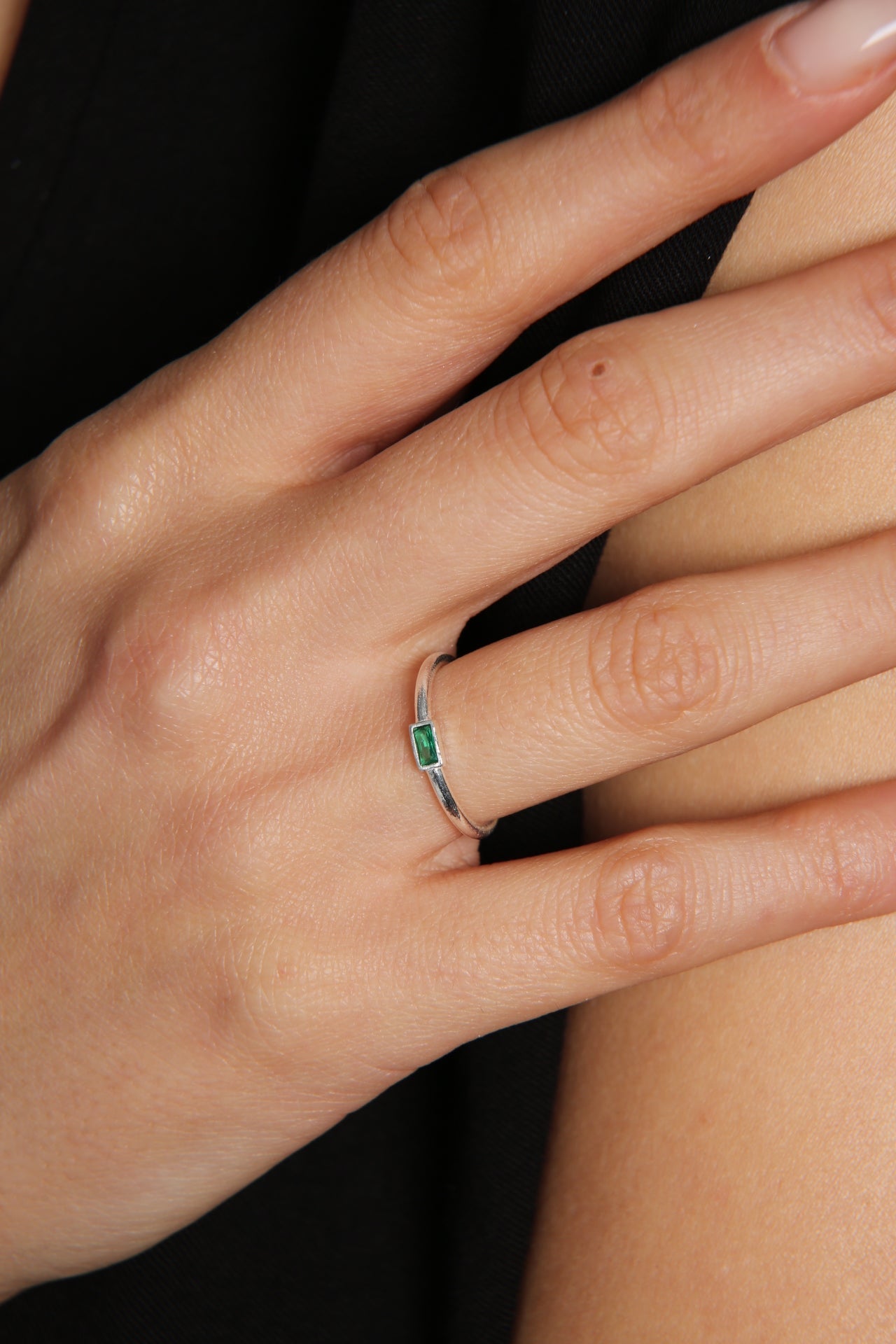 Women's Elegant Stone Ring in 925 Sterling Silver