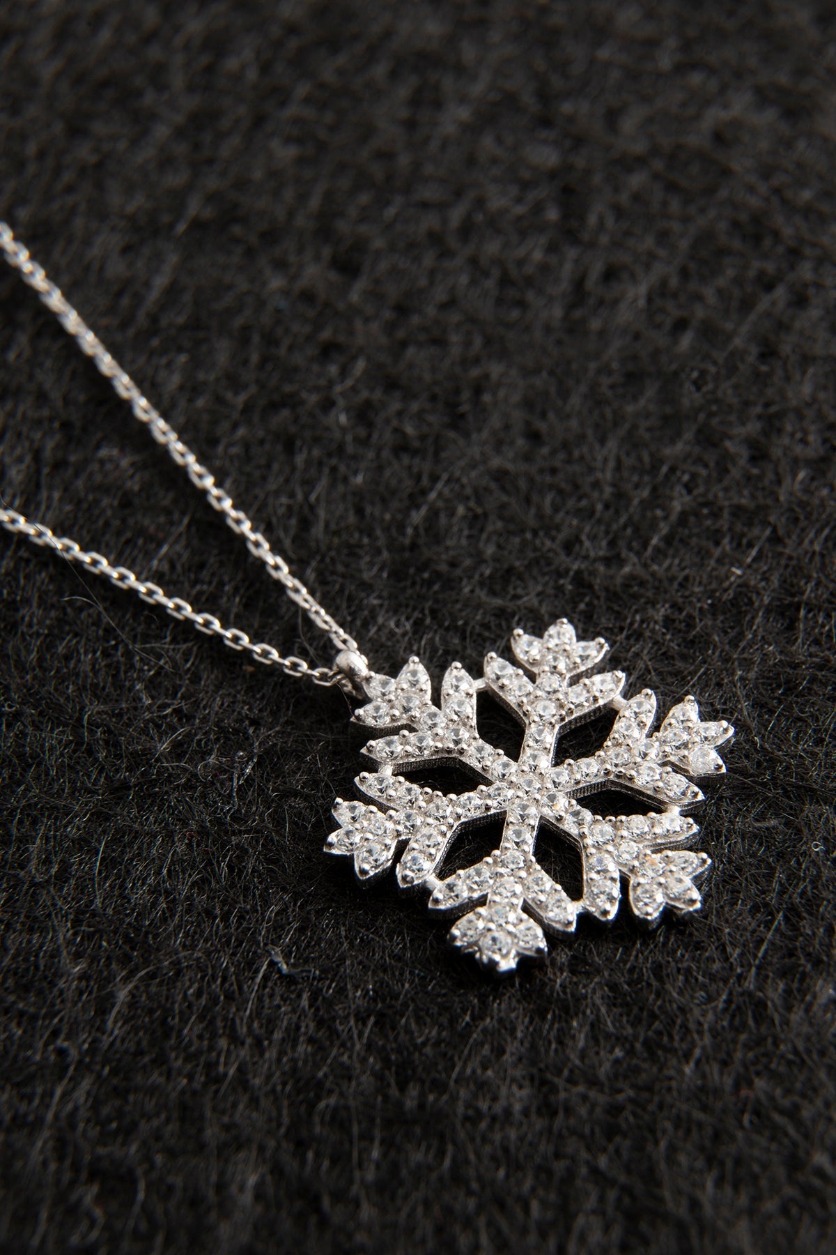 Women's 925 Sterling Silver Snowflake Necklace